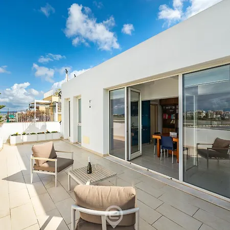 Estay - Bright Red Sunset Apartament
